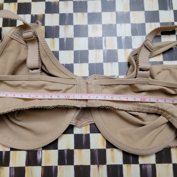 Wacoal 36 D Basic Beauty 65115 nude full coverage unlined - Picture 3 of 4